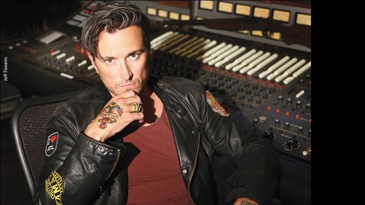 
Butch Walker brings his versatility live Friday to The Visulite Theatre in Charlotte.
