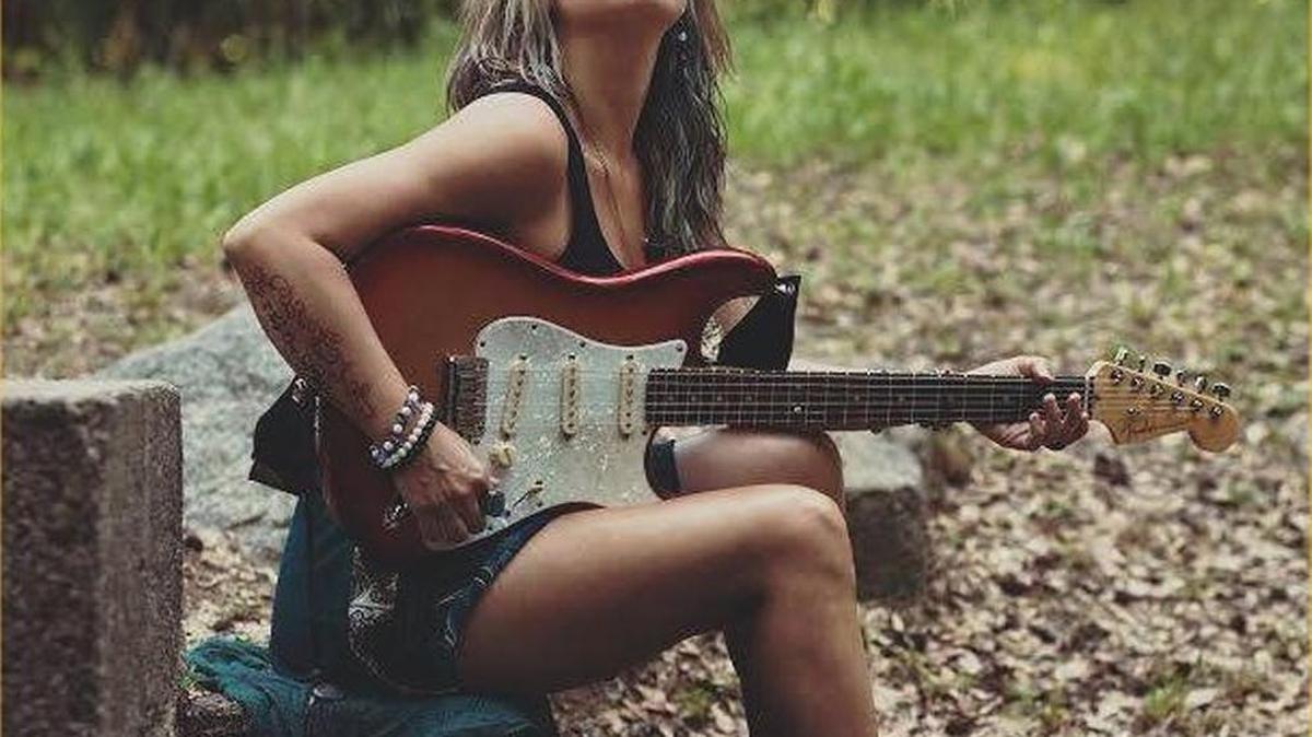 Blues rocker Pam Taylor, Lancaster native, perform Friday in Lancaster before she heads off on her European tour later in September.