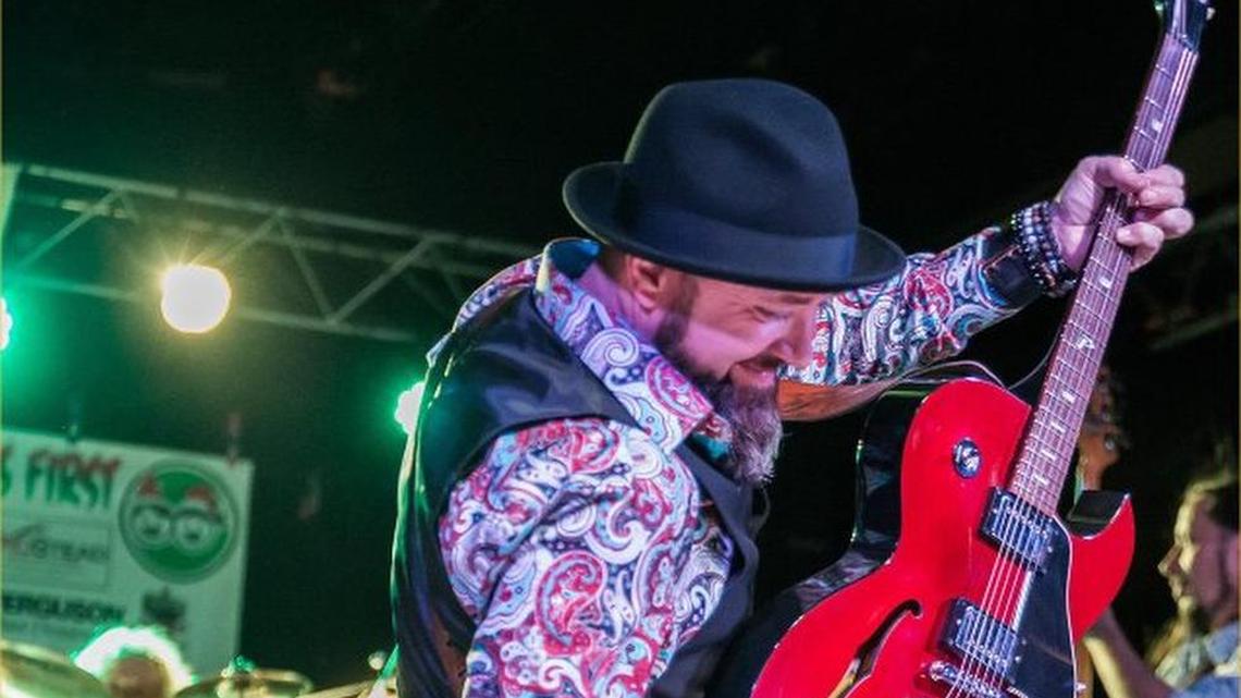 Moses Jones Duo plays its version of blue-eyed soul Saturday in Rock Hill