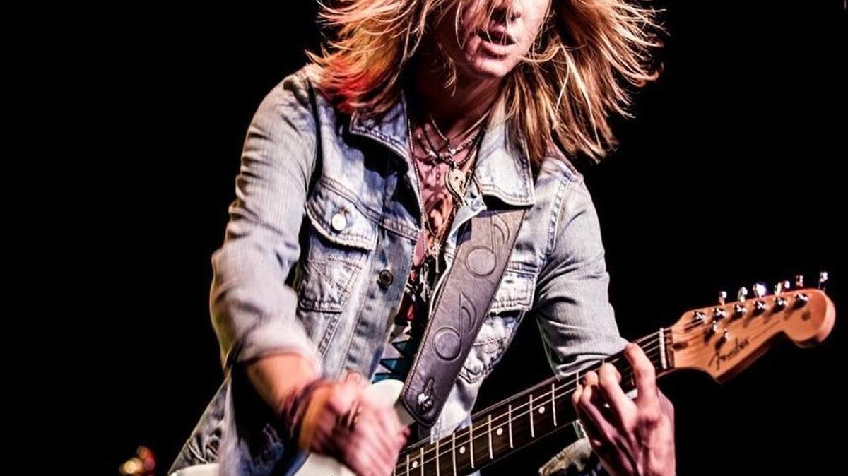 Jake Haldenwang with his band Halden Vang plays Friday at Empire Pizza II in Newport and an acoustic solo gig Saturday at Original Empire Pizza in Rock Hill