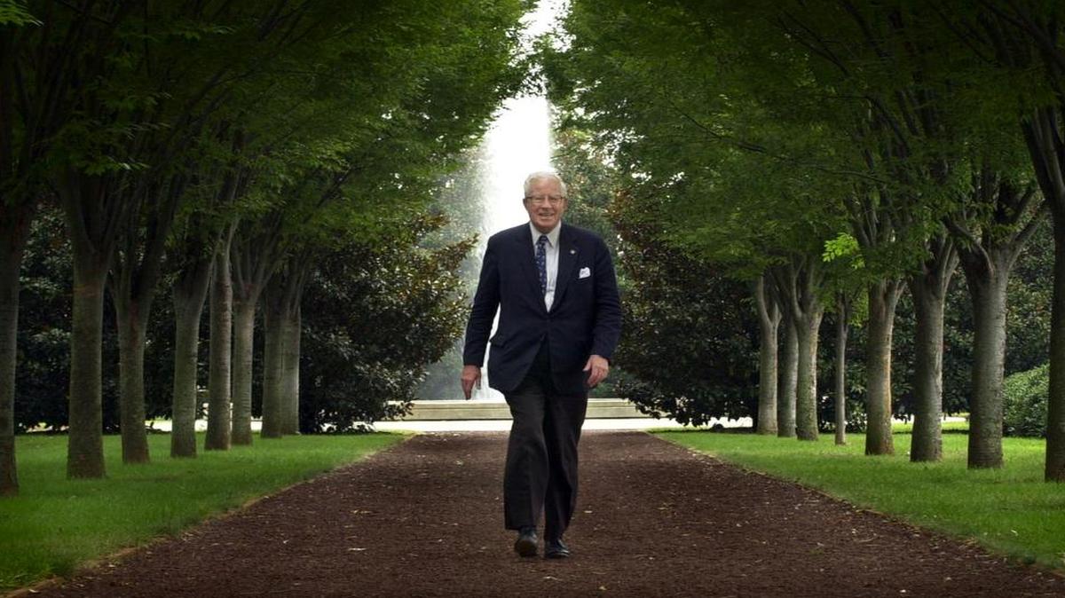 
The late Roger Milliken built his Spartanburg-based textile/chemical company into a multibillion-dollar, international business. Known as an innovator, Milliken also was a great lover of trees. The company’s campus is today one of the largest corporate green spaces in the Southeast.

