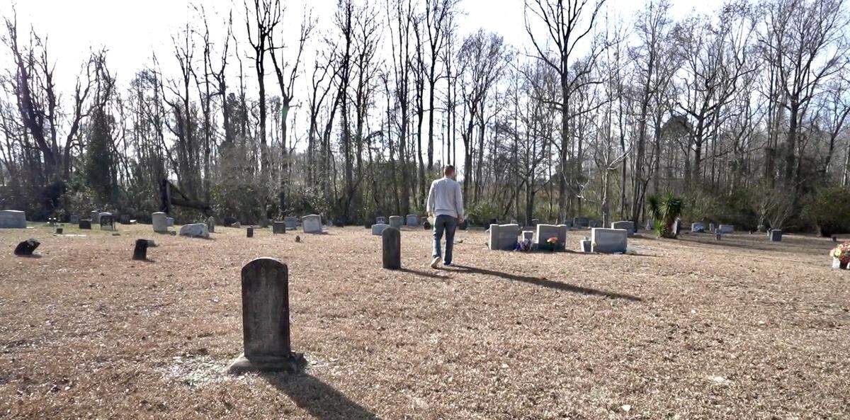 Reporter Bret McCormick spent about an hour looking for Jim Duncan’s grave in the Salem AME Zion cemetery in Heath Springs, S.C. Duncan’s mother, Ella Ree, attended the church as a child and Duncan is the only member of his family buried there.