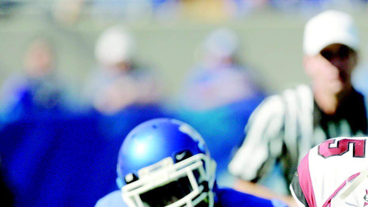 USC quarterback Stephen Garcia runs away from Kentucky defender Ashton Cobb during the second half in Lexington, Ky.