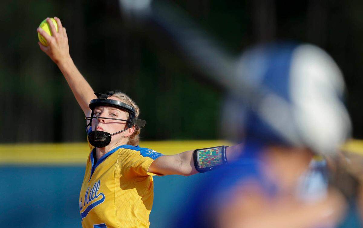 Fort Mills Maddie Drerup (7) throws a pitch during the class 5A softball championship against Lexington, at Blythewood High on Friday, May 27, 2022.