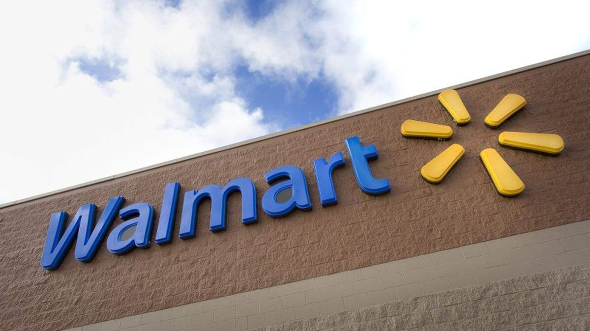 Walmart will invest $300 million to open a new fulfillment center in Kings Mountain.