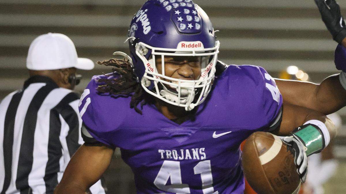 Northwestern’s Tamarion Watkins (41)