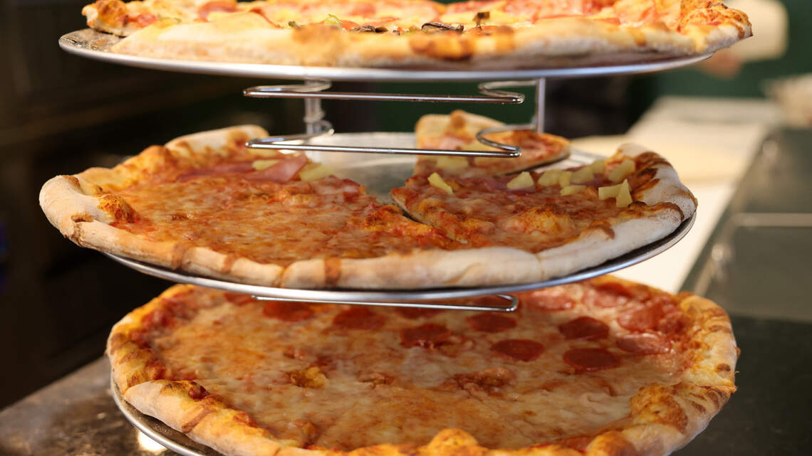 A Charlotte-area pizza shop closed after 36 years. Here’s what took over