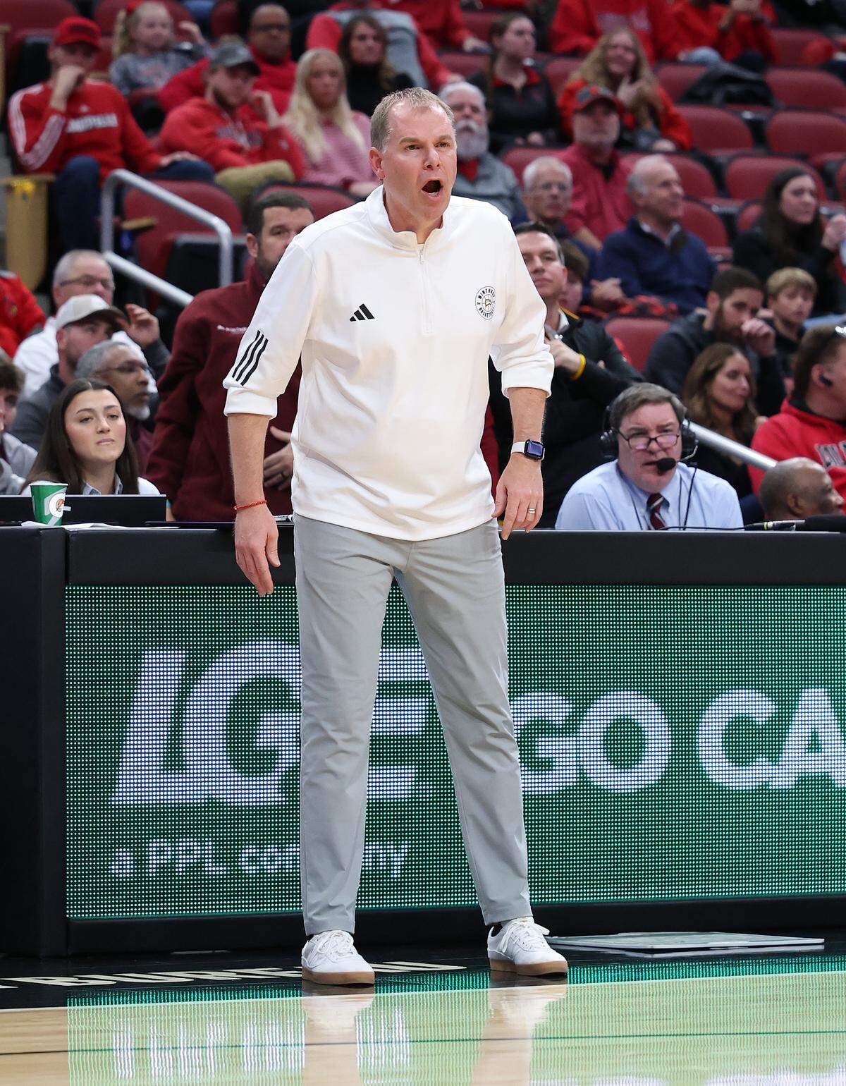 Winthrop men’s basketball coach Mark Prosser during a 2024 game at Louisville.