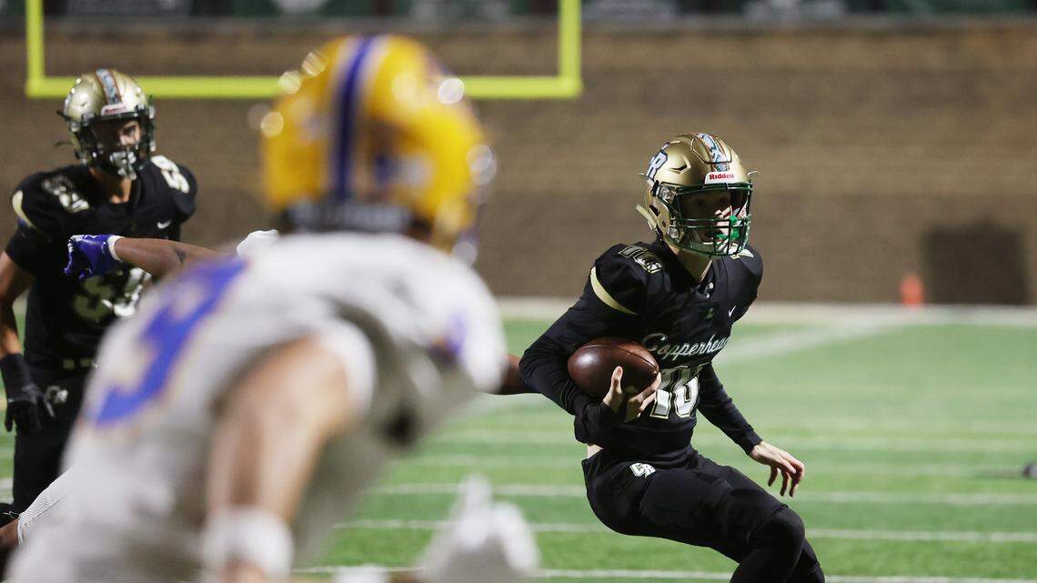 Follow live SC high school football playoff scores Friday