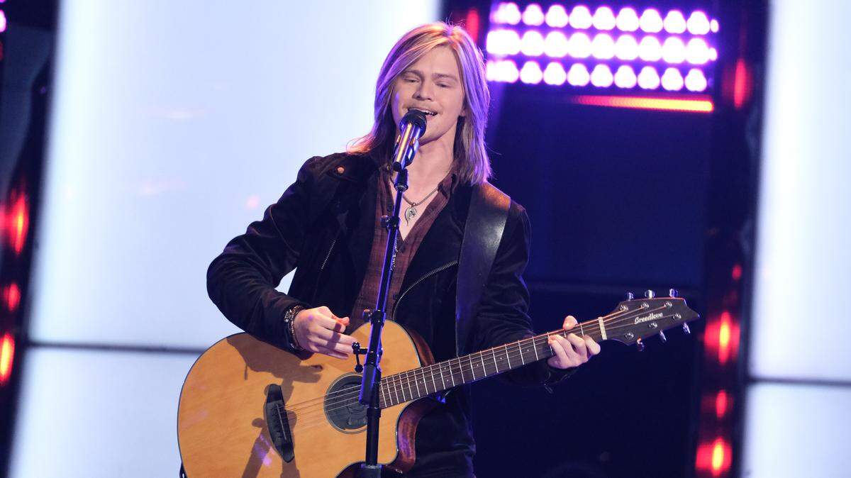 THE VOICE -- “Blind Auditions” Episode 1701 -- Pictured: Jake Haldenvang -- (Photo by: Justin Lubin/NBC)