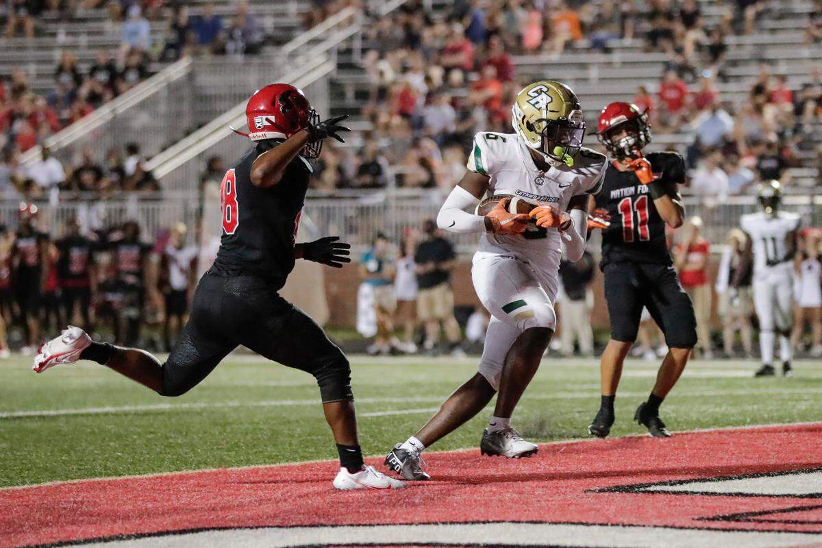 Catawba Ridge’s (6) Jairus Frank scores a touchdown late in the second half as Nation Ford hosts Catawba Ridge in a Friday night cross town football rivalry, 8-27-2021.