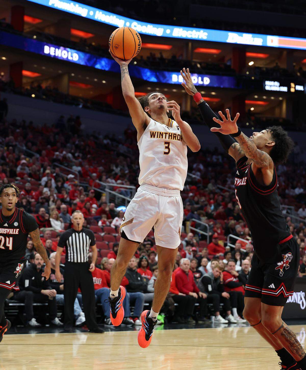 Paul Jones III of the Winthrop Eagles competes against the Louisville Cardinals on Nov. 22, 2024, in Louisville, Kentucky. Jones has transferred to James Madison.
