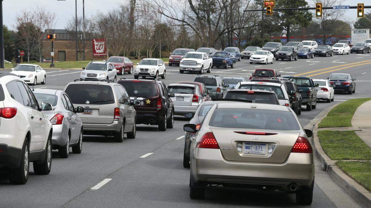 Construction and traffic in this file photo on Highway 160 West at Pleasant Road near Baxter in Fort Mill. Recent and ongoing road improvements include ongoing I-77 interchange reconfiguration at both the S.C. 160 and Gold Hill Road exits.