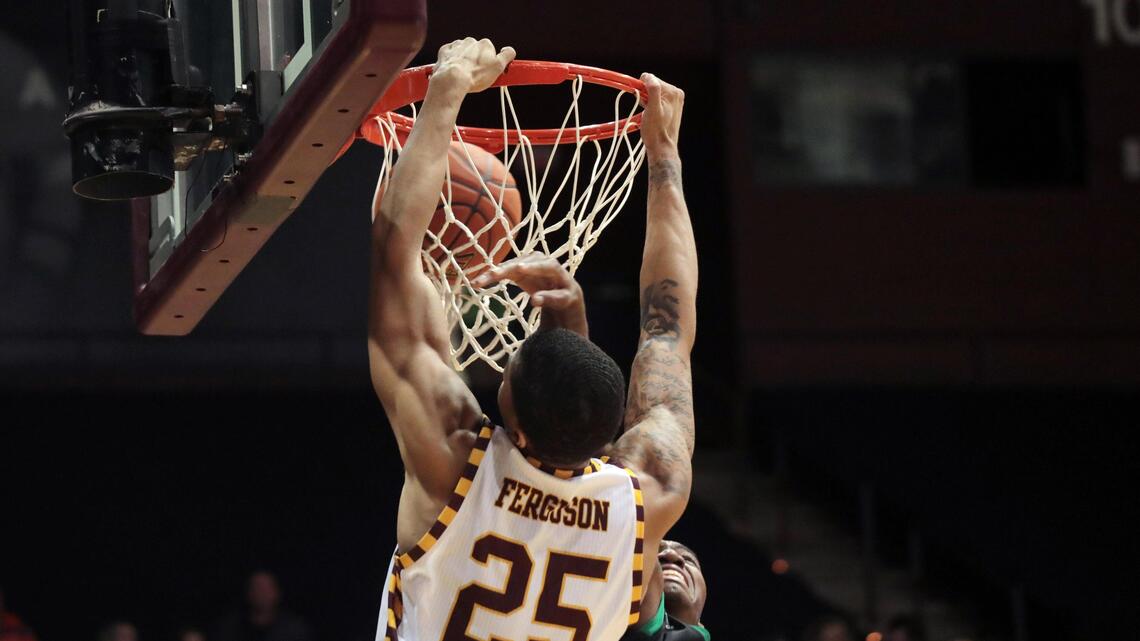 Winthrop men’s basketball vs. Pfeiffer: An unsurprising score, but an exciting game