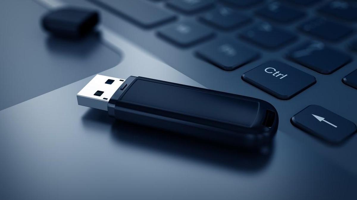 Nearly half of people who find a USB drive will plug it into a computer and open the files, making themselves vulnerable to cyberattacks.