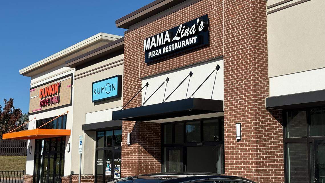 Mama Lina’s will open soon in Fort Mill, offering New York style pizza and Italian dishes.