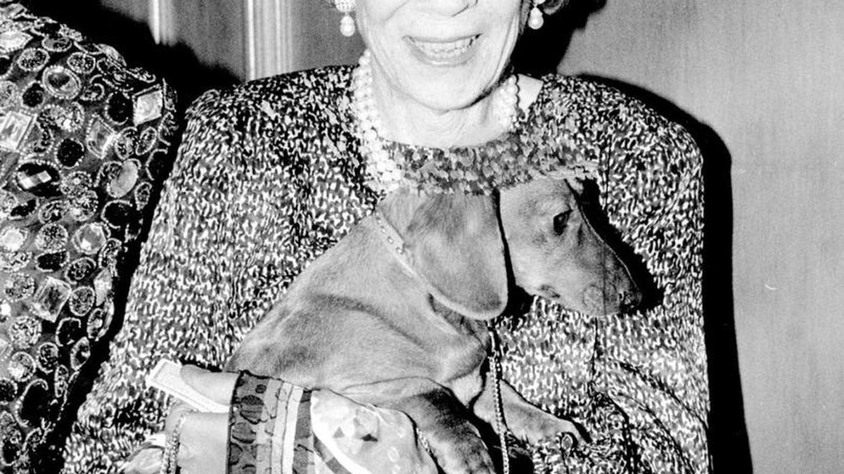 New York socialite Brooke Astor, who died in 2007 at age 105, became America’s most famous case of financial elder abuse. Her son, Anthony Marshall, was convicted of stealing tens of millions of dollars of her assets.