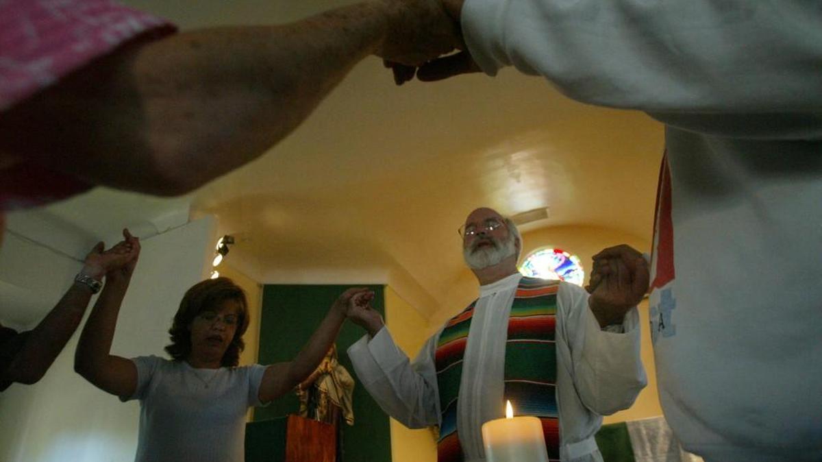 Father Greg Boyle says Mass at Delores Mission Catholic Church in 2004.