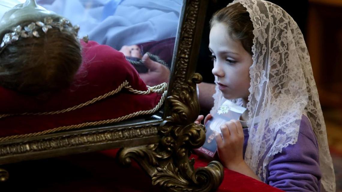 Big Charlotte Catholic crowd expected to view saint’s remains