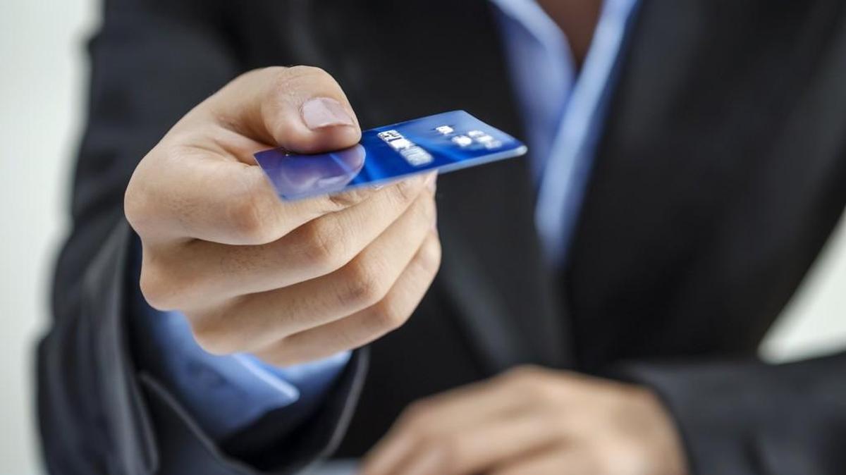 A growing number of Americans say they whip out a credit or debit card even when spending less than $5, according to a CreditCards.com survey of 616 people with major credit cards.