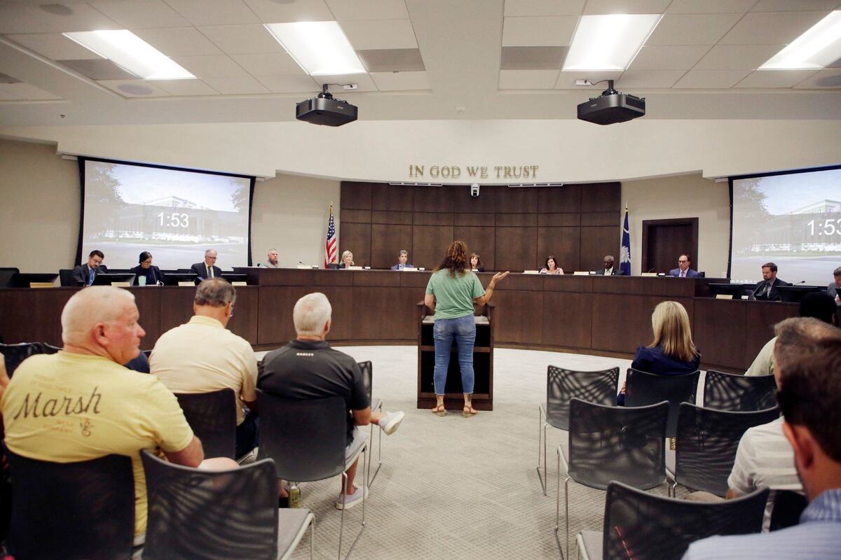 The York County Council listens to a resident’s concerns Monday night in York. At the end of the public portion of the meeting, Chairwoman said she’s received a death threat over a decision in Fort Mill. Councilman William “Bump” Roddey said he’s received a threatening letter, too.