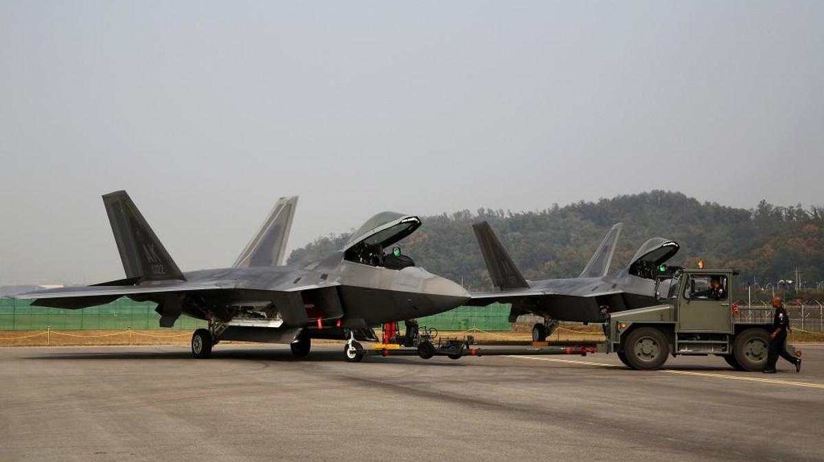 A House subcommittee has asked the U.S. Air Force to investigate what it would cost to put the F-22 Raptor fighter jet back into production.