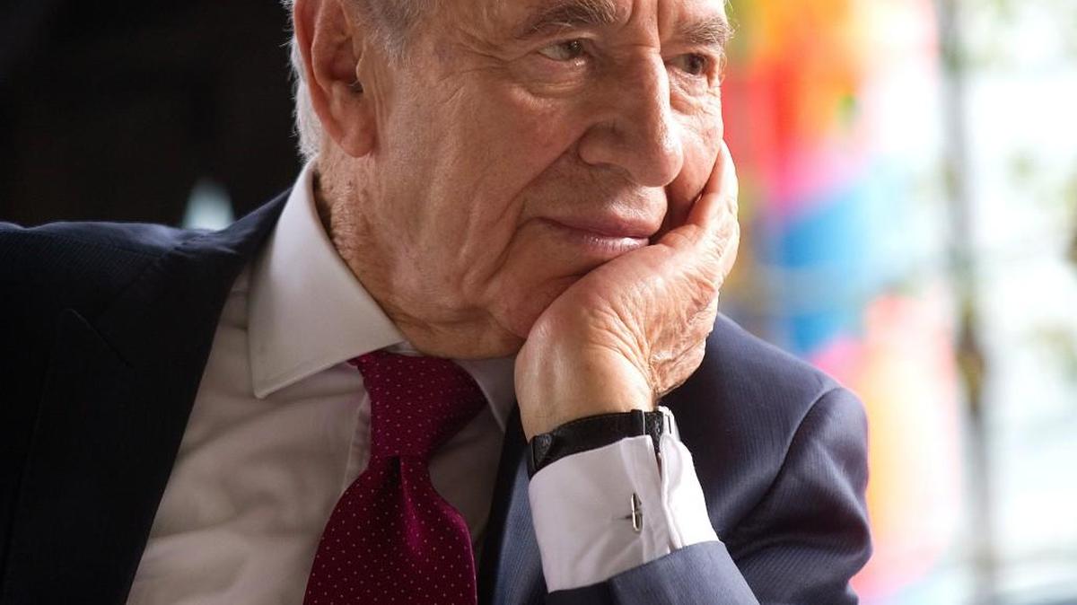 Shimon Peres held nearly every high office in his country, and his influence spanned 10 U.S. presidencies.