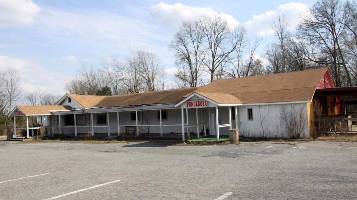 The Ponderosa restaurant sits near Rock Hill’s Riverwalk development at the Catawba River. A developer has plans to create retail, residential and office space on both sides of U.S. 21.