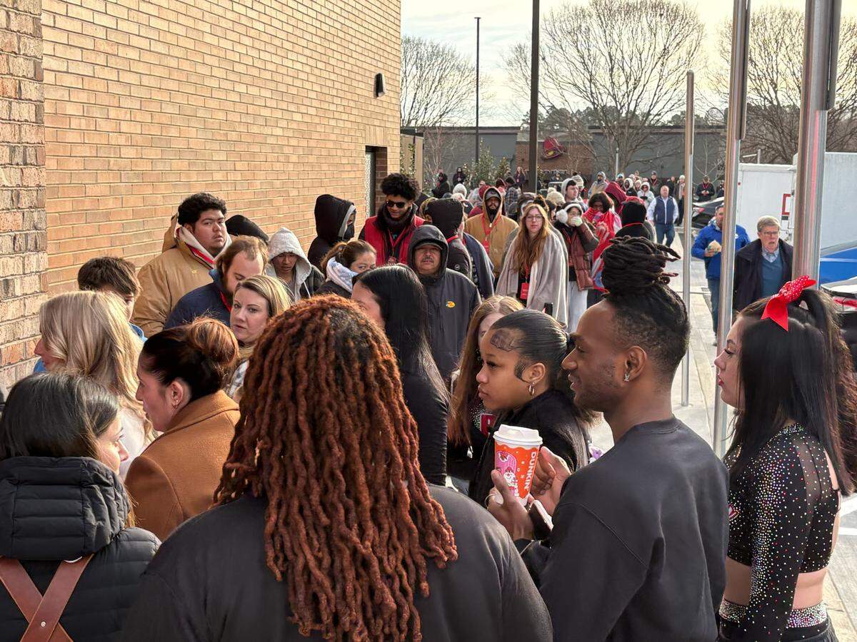 More than 250 people gathered Tuesday morning in front of Raising Cane’s in Rock Hill, ahead of the grand opening. It’s the first Raising Cane’s location in the Charlotte region.