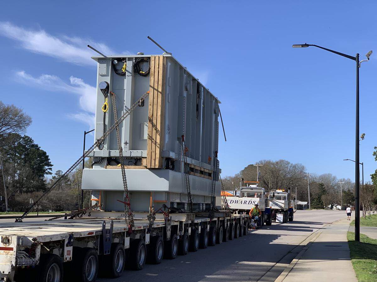 A transformer as heavy as a house will be installed at Catawba Nuclear Station, but getting it there could slow traffic.