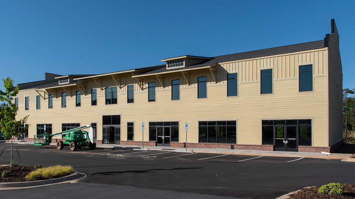 New tenants now set to move into the more than 18,000-square-foot building at Gold Hill Crossing.