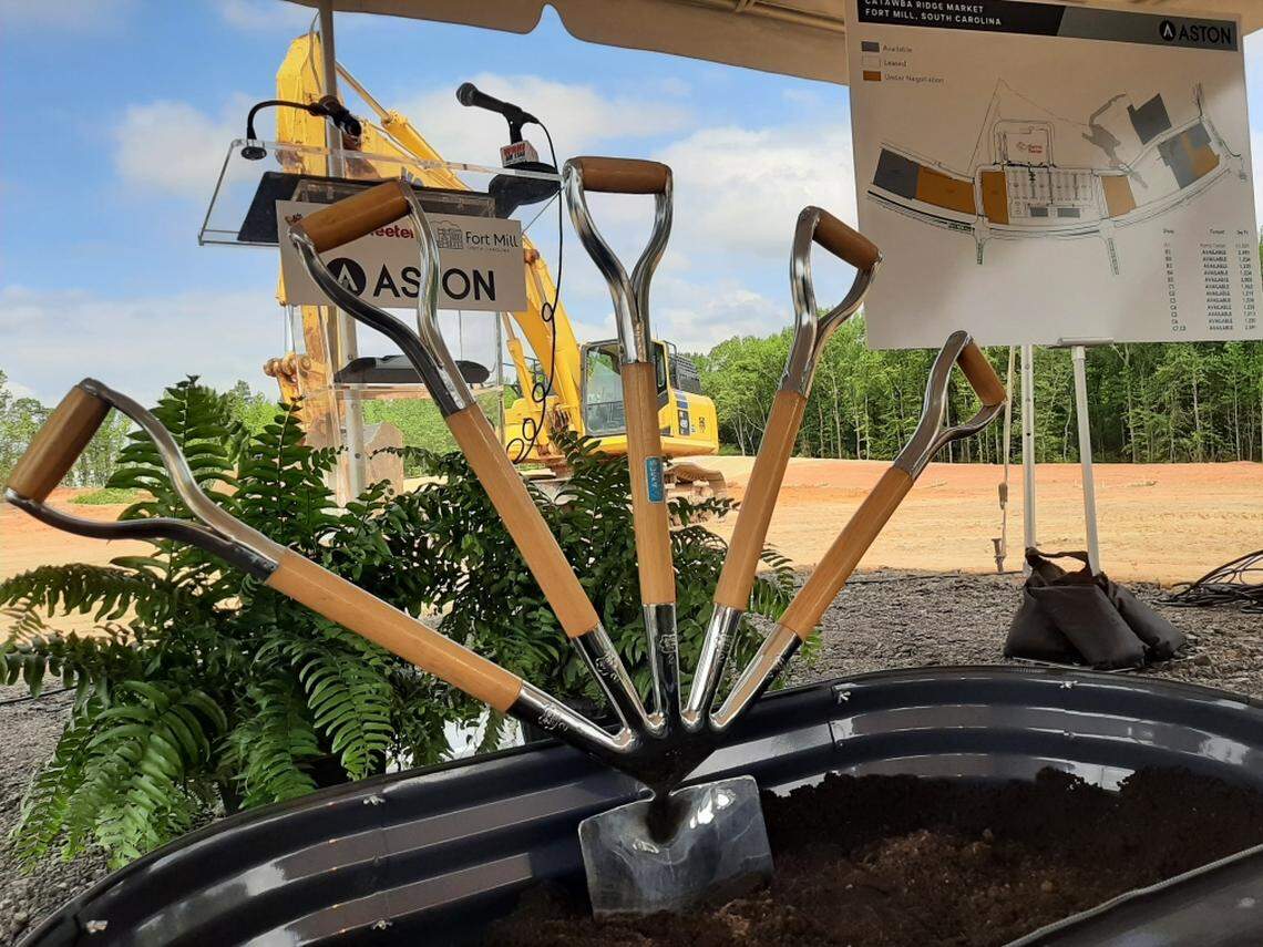 A groundbreaking in Fort Mill on Tuesday will lead to construction at Catawba Ridge Market. That shopping center, plus another in Lake Wylie, will be anchored by new Harris Teeter grocery stores.