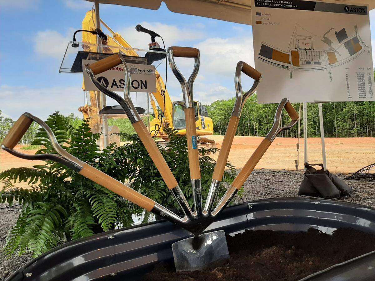 A groundbreaking in Fort Mill on Tuesday will lead to construction at Catawba Ridge Market. That shopping center, plus another in Lake Wylie, will be anchored by new Harris Teeter grocery stores.