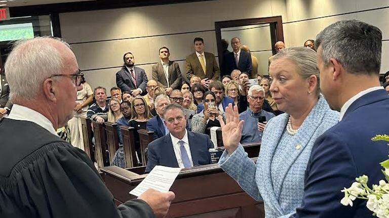 A York County first: Misti Shelton sworn in as first elected female circuit judge