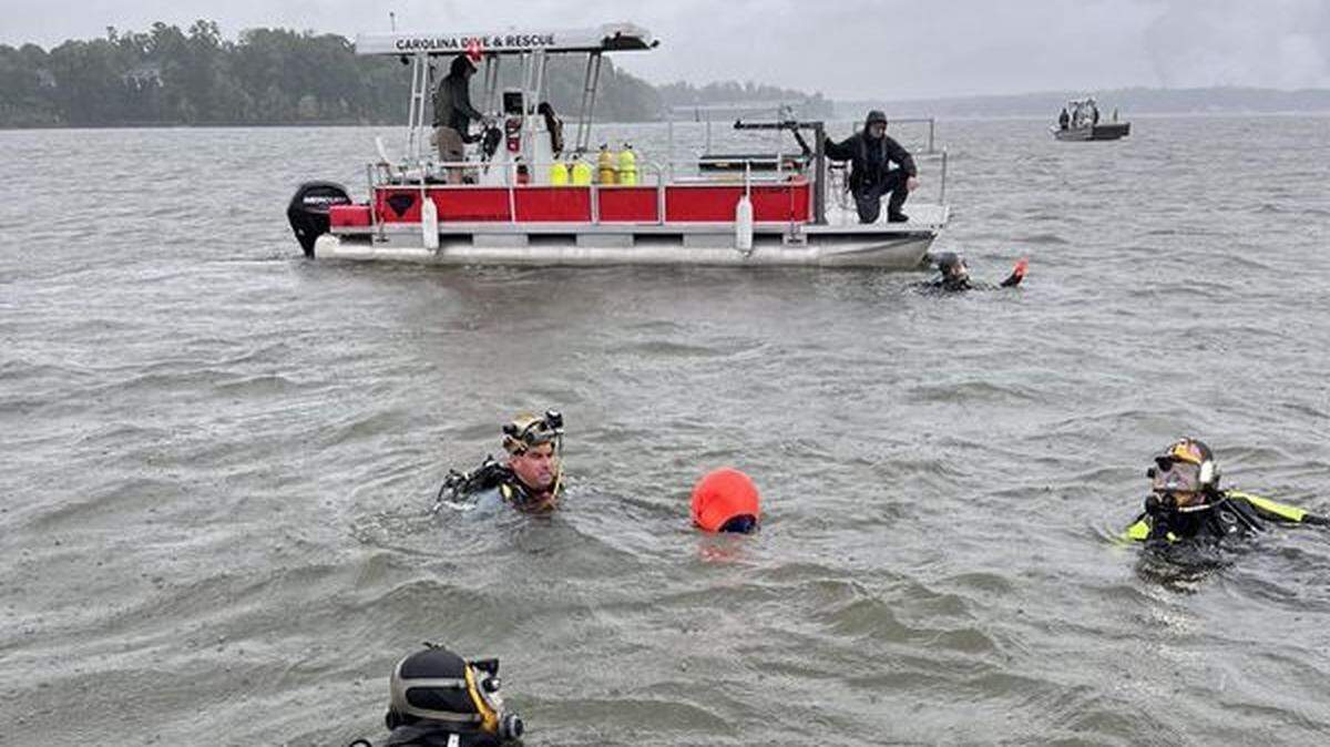 Divers searching Lake Wylie in the morning on Sept. 17, 2024 for a swimmer reported missing on Sept. 15. S.C. Department of Natural Resources said the deceased’s body was recovered later in the afternoon on Sept. 17.