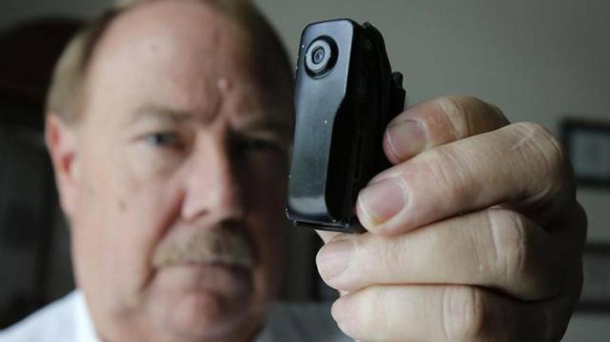 New guidelines for the use of body cameras require all South Carolina law officers –whether in uniform or not – to wear and use the cameras when interacting with the public on calls.