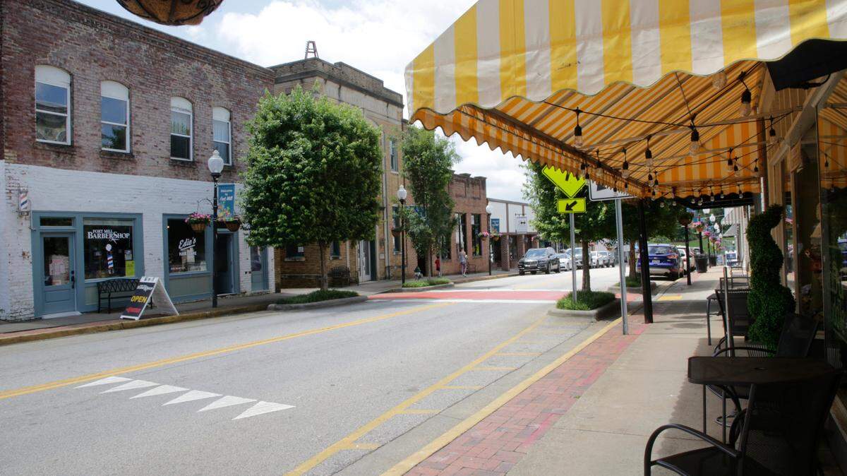 A restaurant announced it will close on Main Street in Fort Mill, while other new business development options downtown are coming.