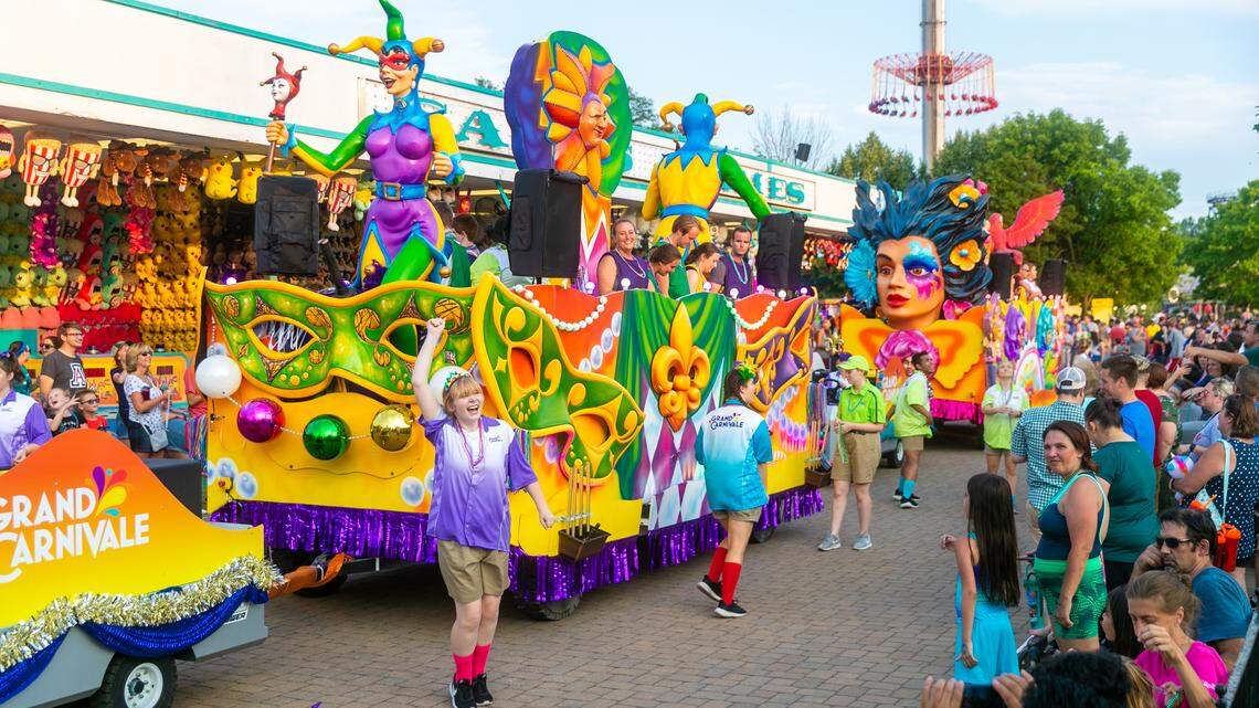 Carowinds to hire 4,000 workers. One event is planned to help do it.