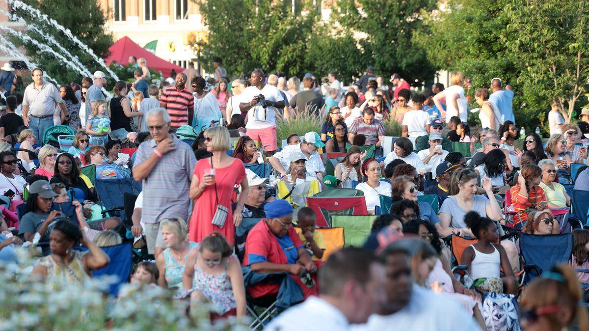 Hundreds of people gather at Fountain Park in 2019 for the annual Juneteenth celebration.