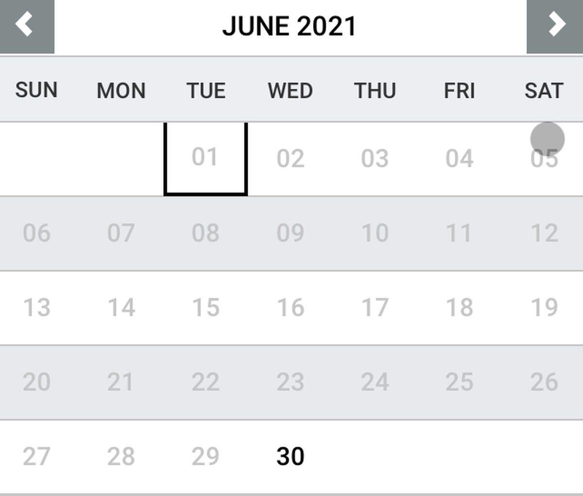 This calendar shows availability for a family of four single-ticket holders for Carowinds and Carolina Harbor. The full dates are grayed-out.