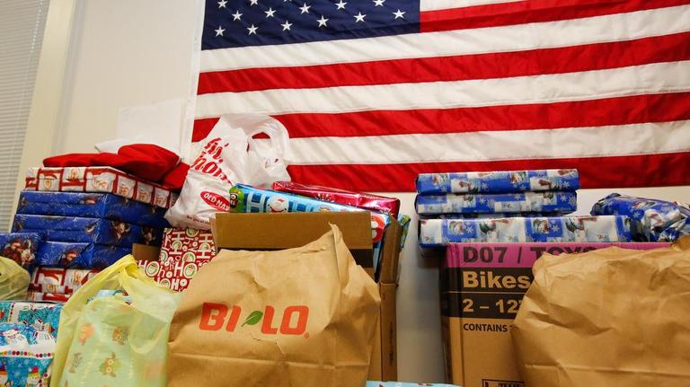 Gallery: York police deliver Christmas cheer to needy families