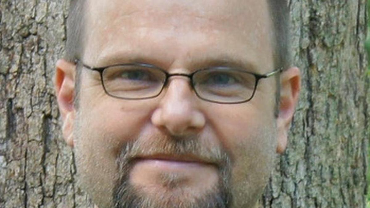 Alan Gratz