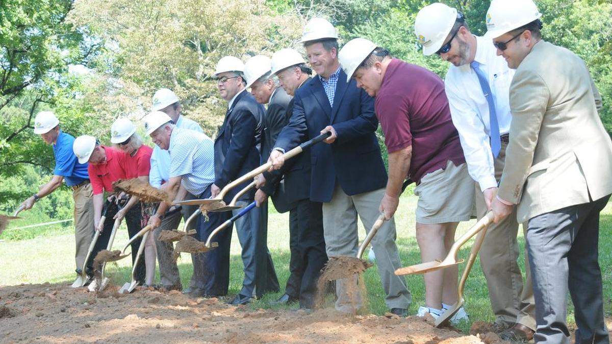 
Belmont officials broke ground Aug. 28 on Kevin Loftin Riverfront Park on East Catawba Street.
