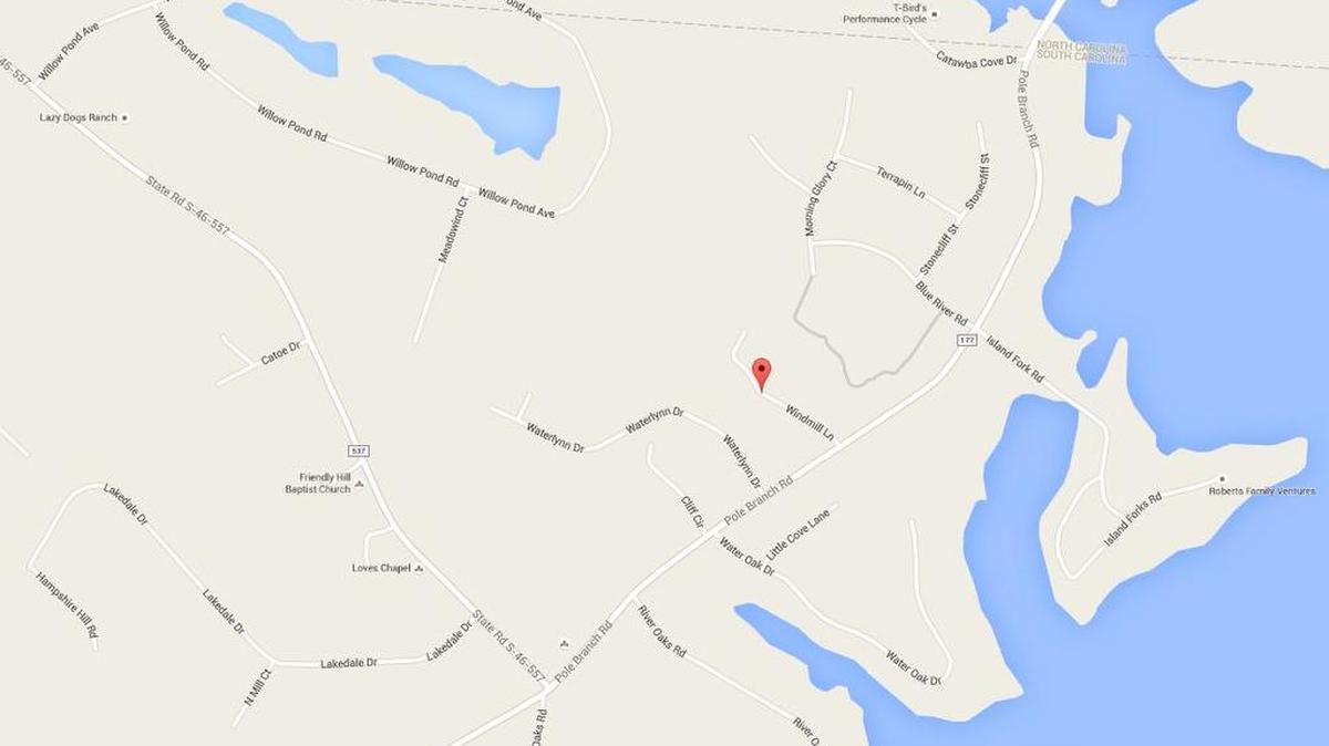 A cell tower could go up on Windmill Lane in Lake Wylie.
