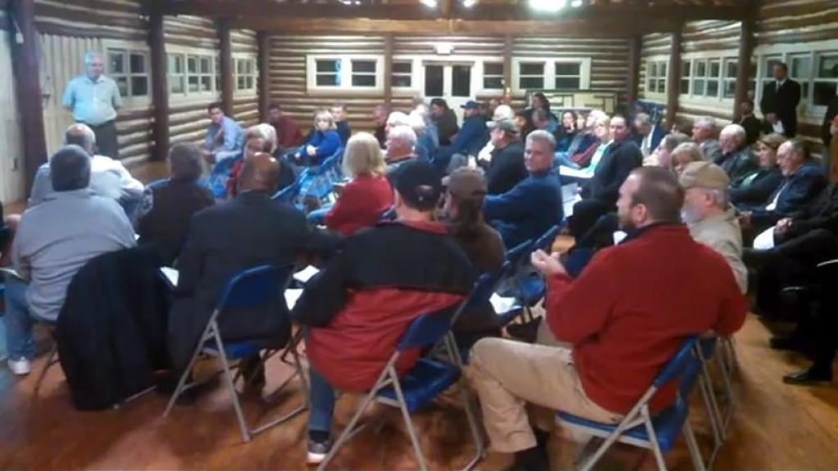 Residents packed into a meeting held in lake Wylie late in 2017 to discuss a request by Carolina Water Service to raise its rates. The utility is supposed to submit its testimony to state regulators by Feb. 26. Public testimony is due March 12.