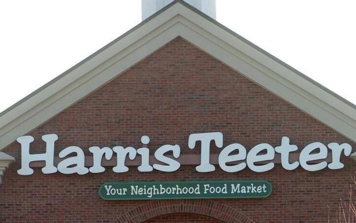 Harris Teeter touts changes to Park Road store when it reopens, including a wine bar