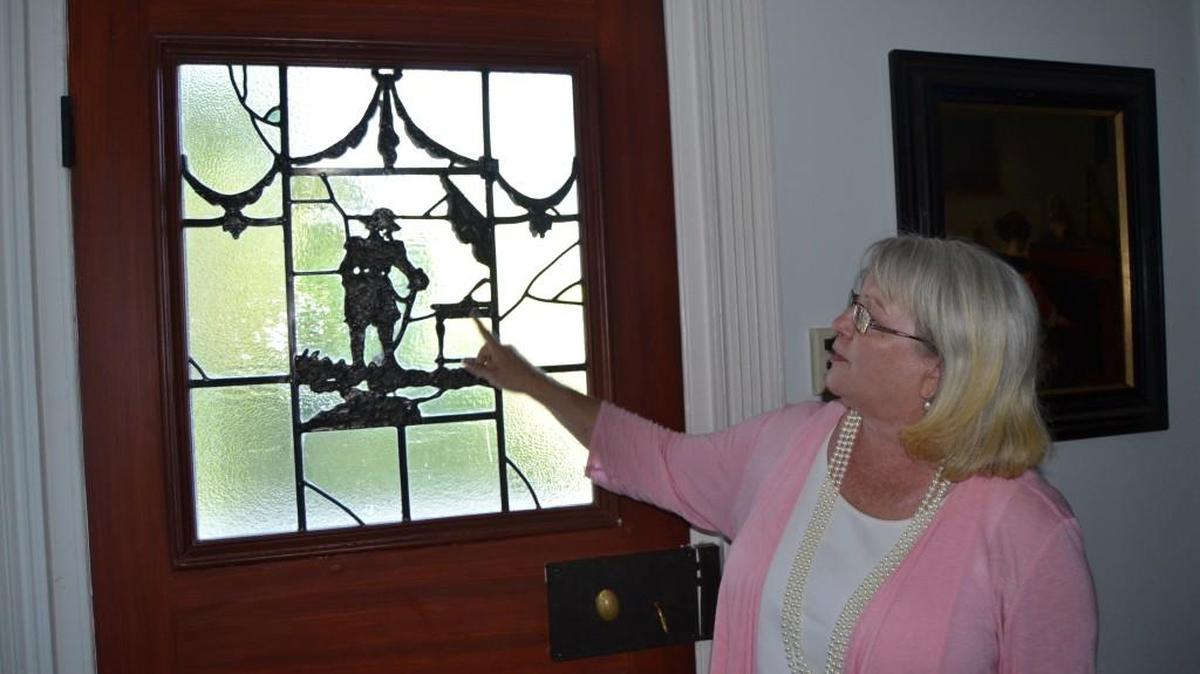 Ann Evans, archivist and curator for the Springs Close Family Archives, discusses the inlay of this window, which pays homage to the White Homestead's place in Civil War history.