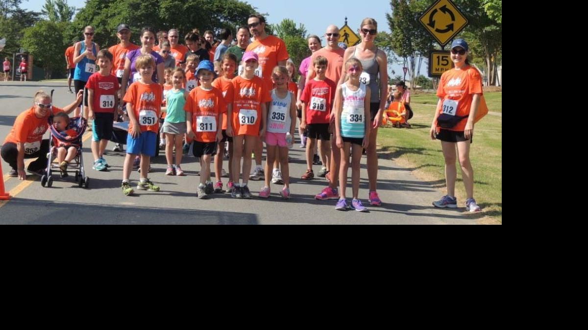 
Almost 250 runners raised $3,000 for local schools at the May 16 Palisades Spirit 5K and Fun Run.
