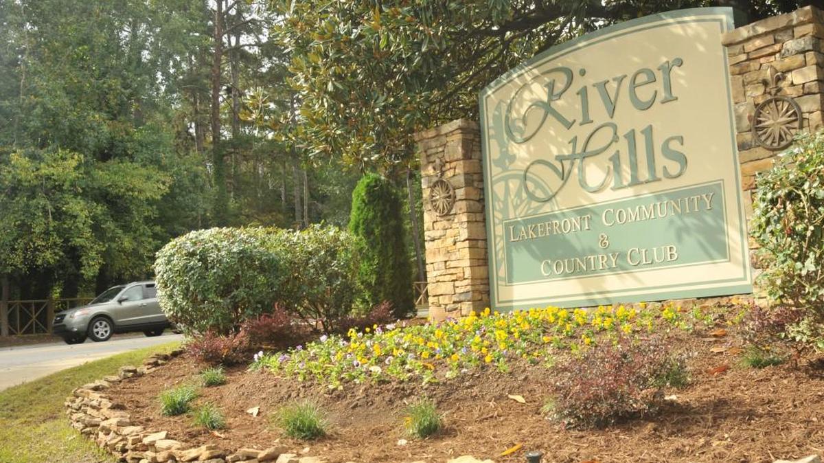 River Hills celebrates 40 years since it began, 45 since the first of about 1,100 homes were built on Lake Wylie.
