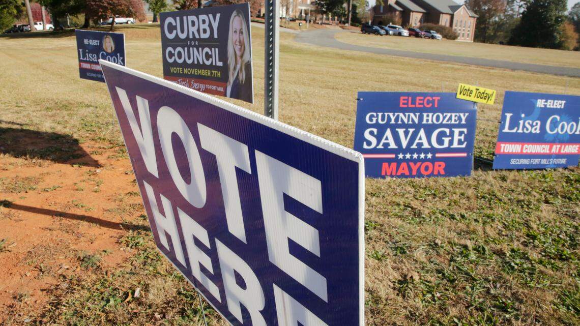 Fort Mill mayor cruises to reelection; Clover mayor doesn’t fare as well